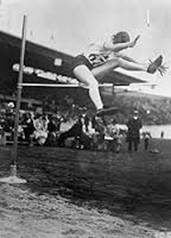 Ethel Catherwood  de Canadá en altura con 1.59 m